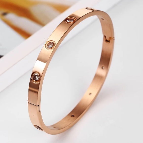Jewelry - Rose gold/yellow gold plated stainless steelbangle